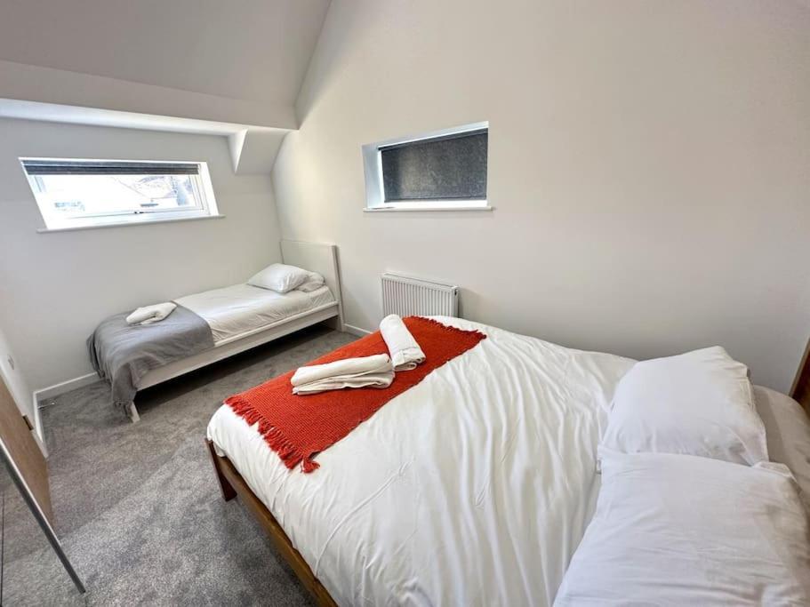 Charming New 2Br Detached House-Central Headington- Wi-Fi, Netflix, Top Location Oxford Dış mekan fotoğraf